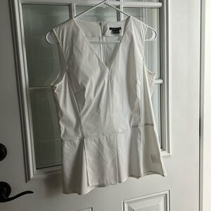 Theory white top size M
